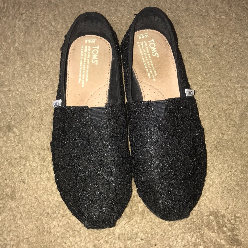 Toms